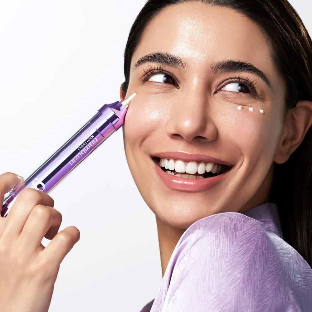 دور چشم NAD+ و رتینول نامبوزین (حجم دهنده ، جوانساز و آبرسان)